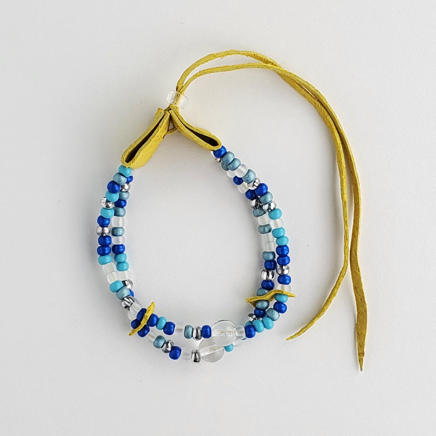 Beaded Bracelet with Blue Tone Glass Beads