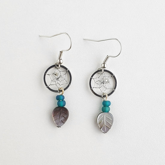 .5" Dream Catcher Earring with Black Lip Shells