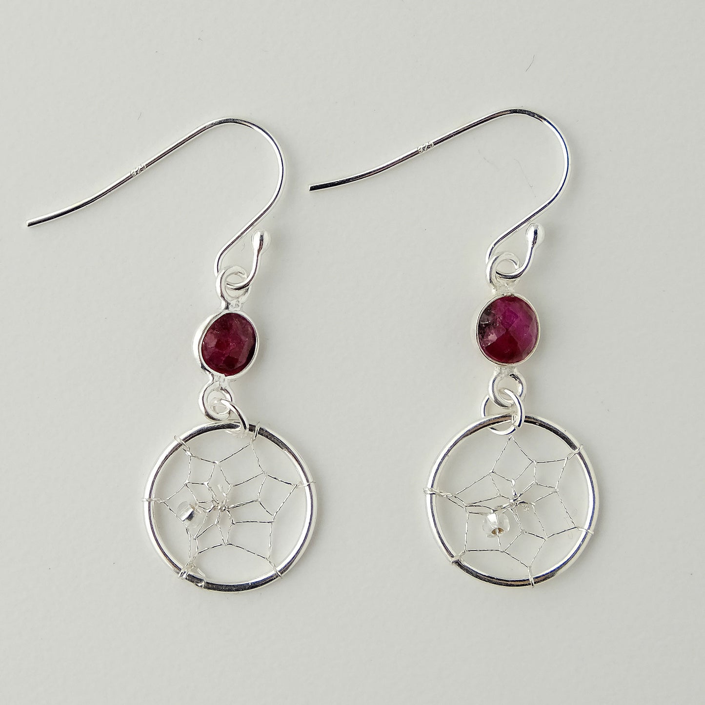 Steorra Birthstone Earrings for January - Garnet