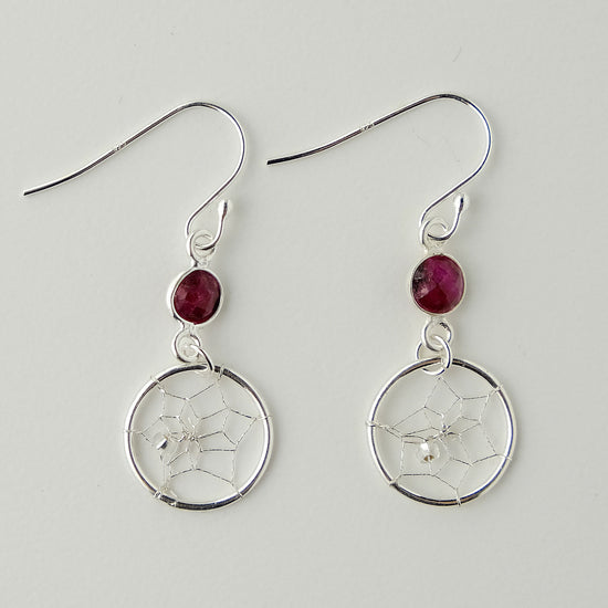 Steorra Birthstone Earrings for January - Garnet
